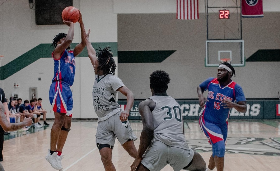 Pioneers Win Big